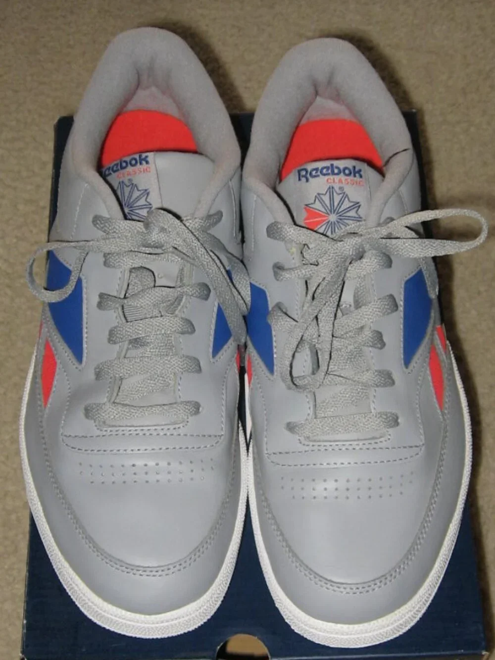Reebok Club Revenge Mark Mens Sneakers Shoes Size 11 EUC Like New